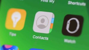 Read more about the article How to Delete Multiple Contacts on iOS Devices