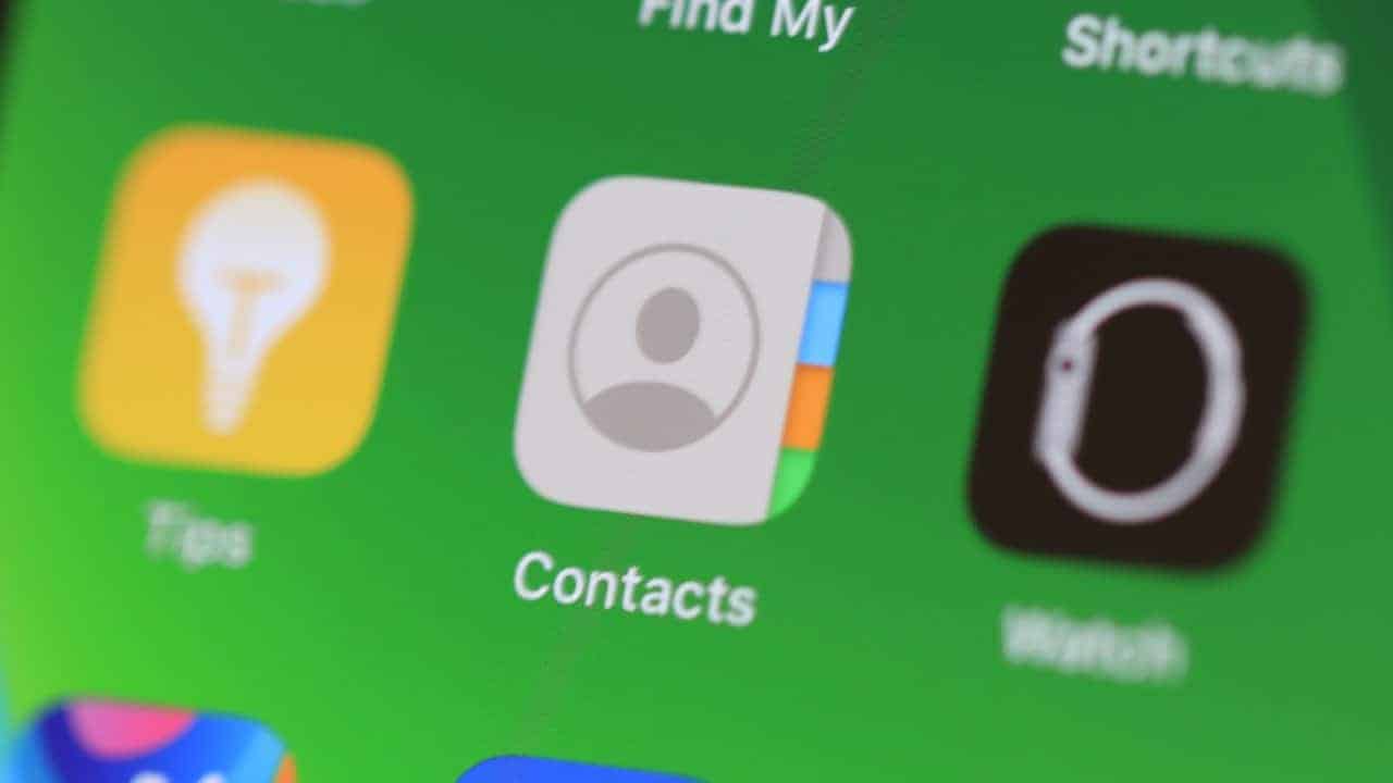 You are currently viewing How to Delete Multiple Contacts on iOS Devices