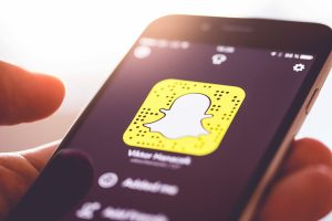 Read more about the article How to Upload your Saved Photos/Videos on Snapchat